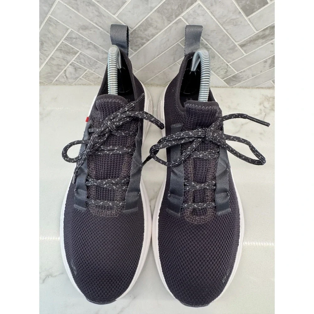 On Cloud Running Cloudeasy Shoes Sneakers Womens 9 Black White Athletic Lace Up